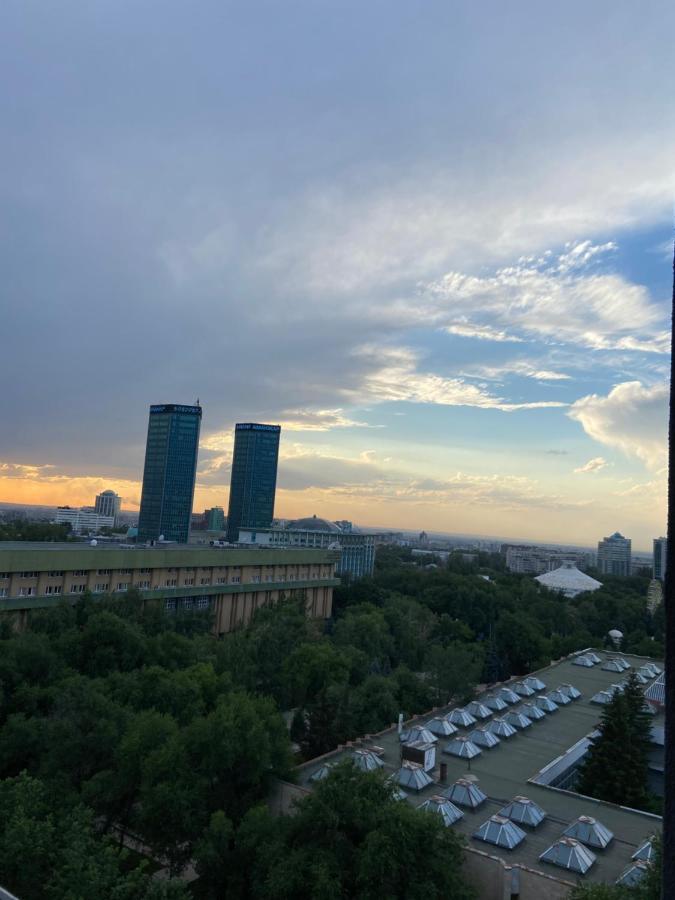 Квартира В Центре Алматы Zewnętrze zdjęcie
