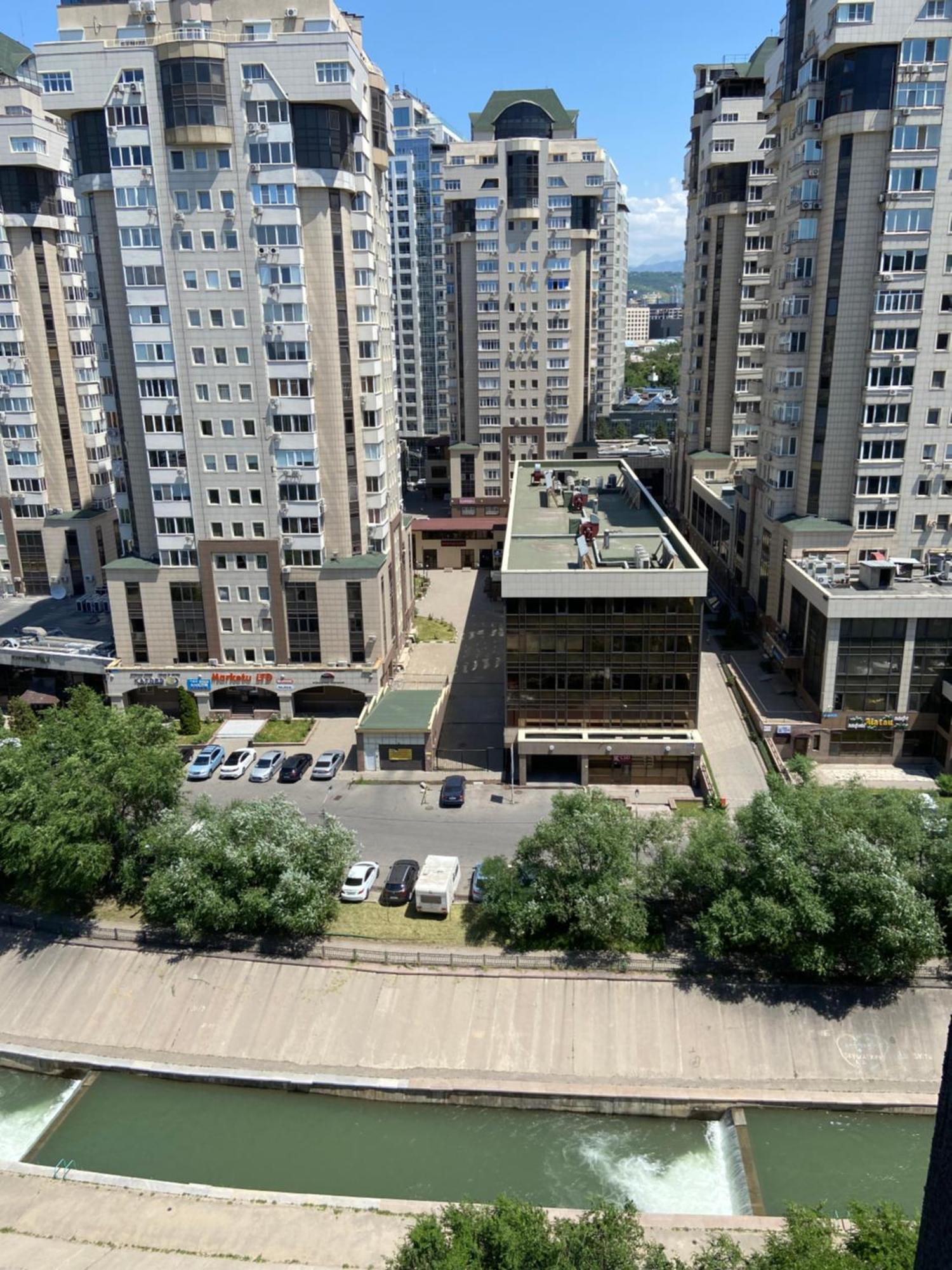 Квартира В Центре Алматы Zewnętrze zdjęcie